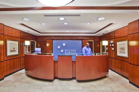 Holiday Inn Express & Suites Macon - I-475 By Ihg Экстерьер фото